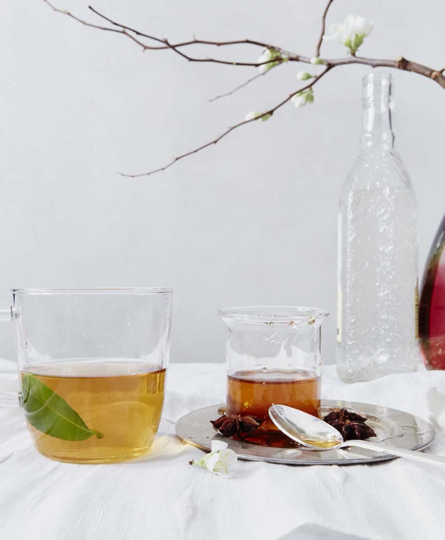 Liquid, Fluid, Drinkware, Serveware, Drink, Bottle, Alcohol, Barware, Alcoholic beverage, Glass, 