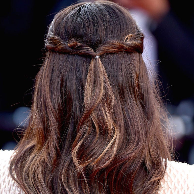18 Unique Bridal Hairstyles - 18 Unexpected Bridal Hair Ideas