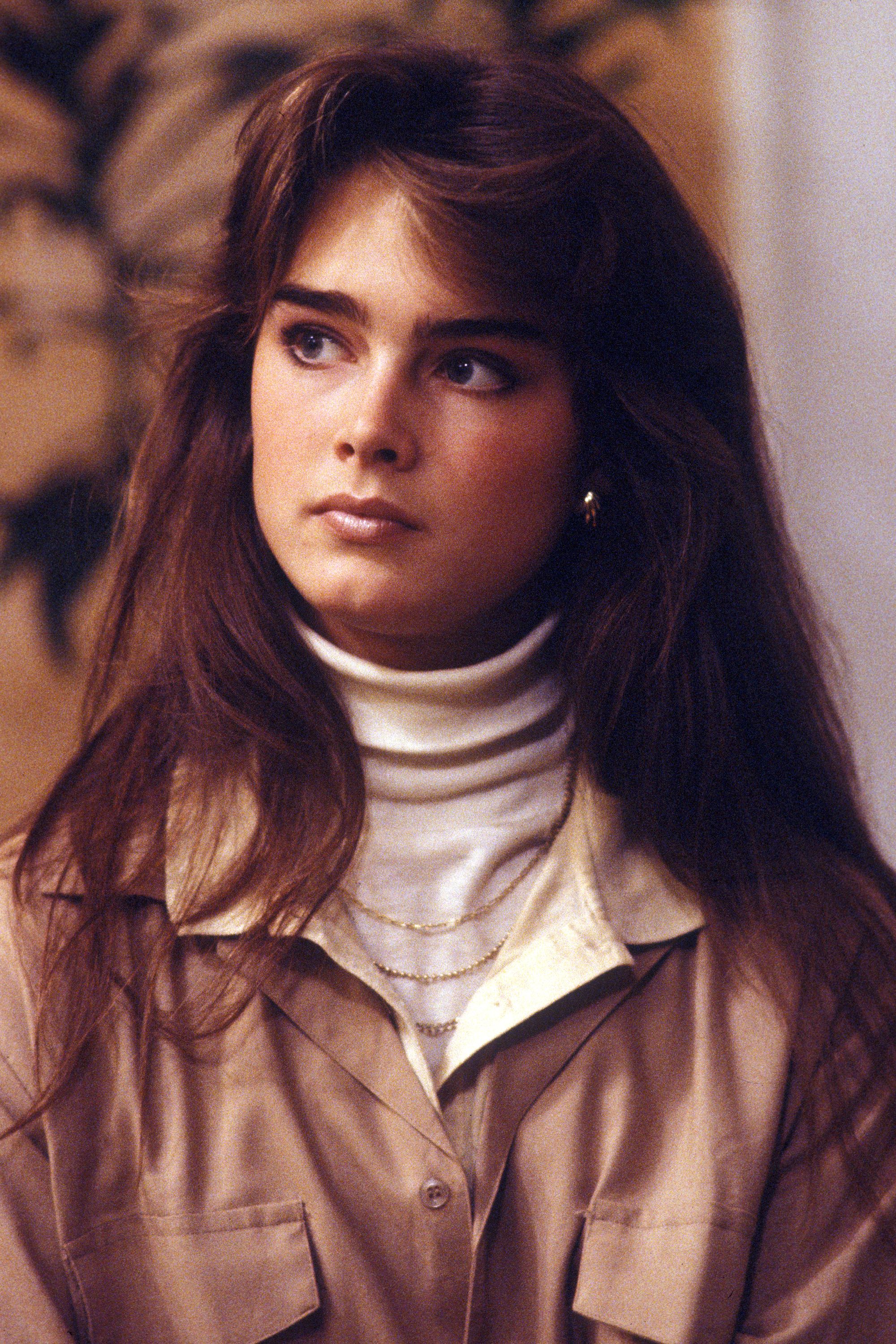 Brooke Shields showing that there is no age limit for long hair  Long  hairstyles for aging women