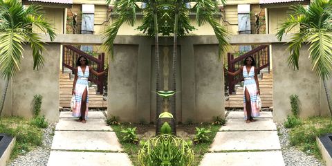 Plant, Temple, Arecales, Waist, Home, Palm tree, Column, Courtyard, Walkway, Outdoor structure, 