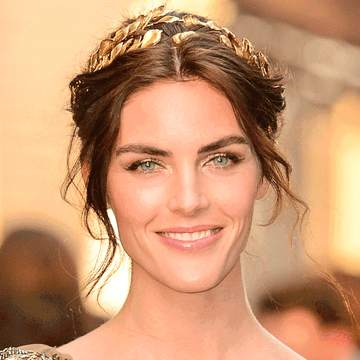 Hairstyle, Eye, Eyebrow, Hair accessory, Headpiece, Style, Beauty, Headgear, Fashion accessory, Fashion, Hairstyle, Eye, Eyebrow, Hair accessory, Headpiece, Style, Beauty, Headgear, Fashion accessory, Fashion,