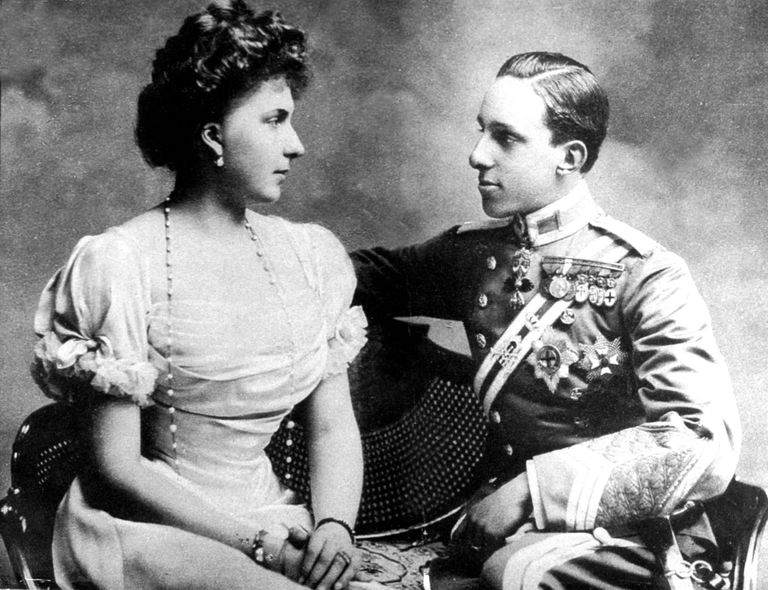 Spanish Royal Family Through the Years - Photos of the Spanish Royals ...