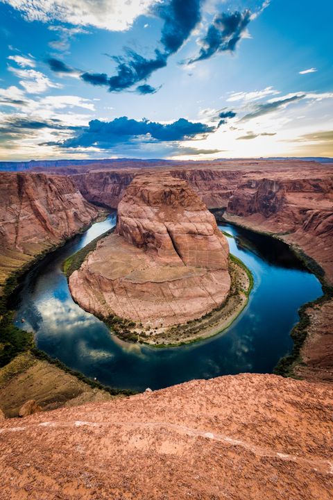 <p><strong>Where: </strong>Colorado River, Arizona
</p><p><strong></strong>
</p><p><strong>Why We Love It: </strong>While the Colorado River flows all the way from the Rocky Mountains to Mexico, head to Horseshoe Bend near the border of Arizona and Utah for the most Instagrammable view.</p>
