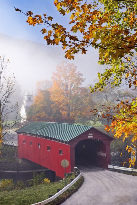 Covered bridge at West Arlington, Vermont, New England, United States of America, North America