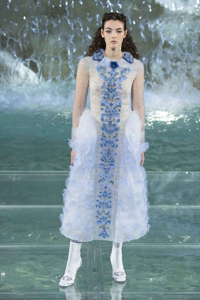 Blue, Dress, Beauty, One-piece garment, Aqua, Fashion model, Water feature, Embellishment, Street fashion, Day dress, 