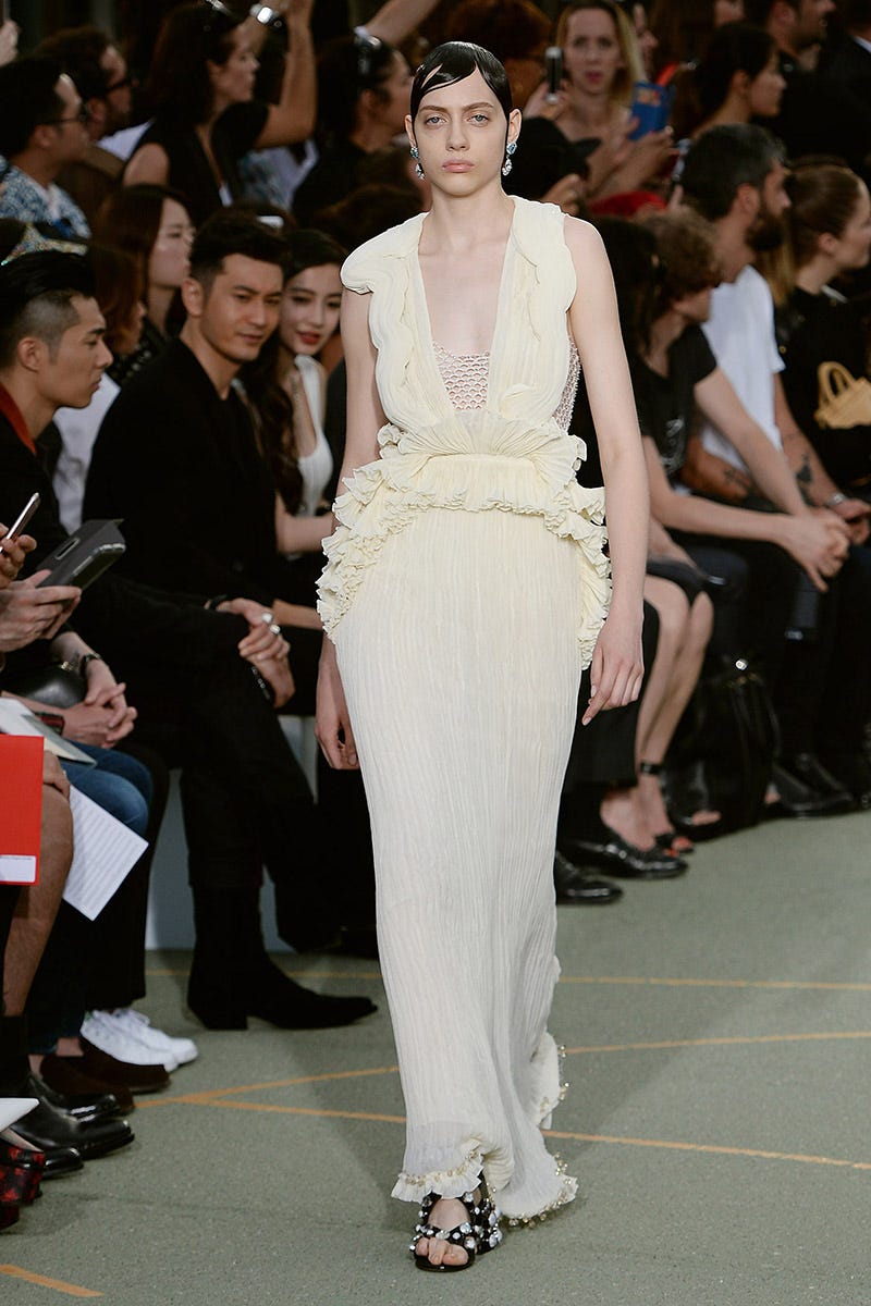 Clothing, Footwear, Human, Leg, Fashion show, Event, Human body, Shoulder, Runway, Joint, 
