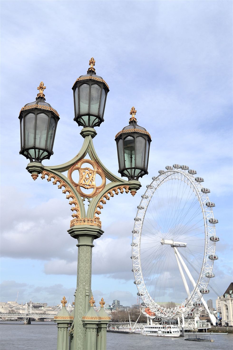 <p>The London Eye is the U.K.'s tallest Ferris wheel (it was Europe's tallest before Brexit) and the most popular paid <a href="https://en.wikipedia.org/wiki/Tourist_attractions_in_the_United_Kingdom">tourist attraction in the United Kingdom</a>. It can be perfectly admired from the Westminster Bridge and is a great way to admire the sunset over the House of Parliament.  </p>