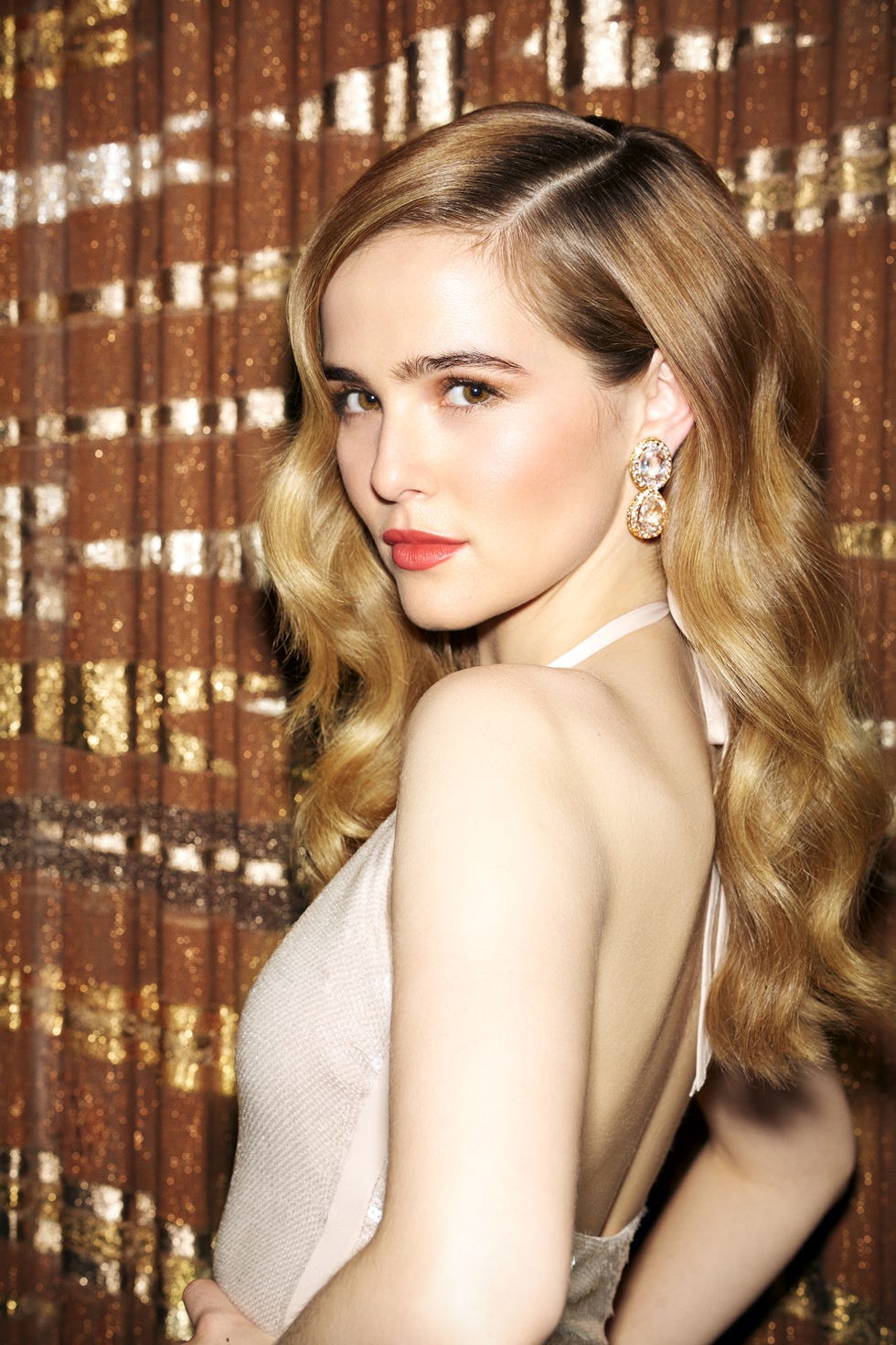 Zoey Deutch On Making It In Hollywood - Zoey Deutch for Harper by