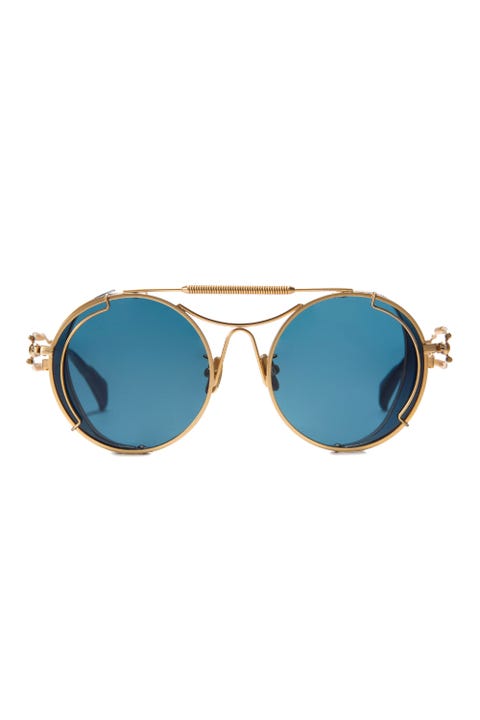 Statement Shades <p>"Sunglasses are such an easy accessory. I reach for a large black pair on days where I want to hide my face, and for statement sunnies, I like unique designs by Super or Gentle Monster."</p><p>Gentle Monster Ground Zero sunglasses, 5, <a href="http://en.gentlemonster.com/shop/ver1_detail.php?it_id=1420438463&cata=80" target="_blank">en.gentlemonster.com</a></p>