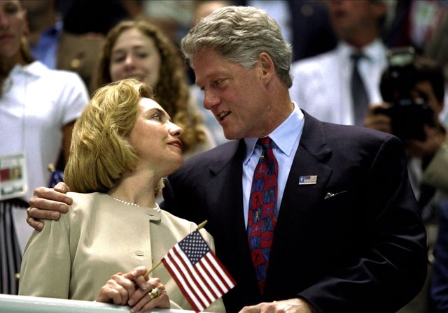 Hillary and Bill Clinton Sweetest Moments - Hillary and Bill Clinton's ...