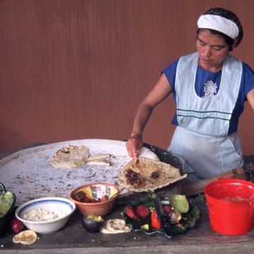Food, Cook, Bowl, Tableware, Dish, Apron, Cuisine, Plate, Produce, Cooking, 