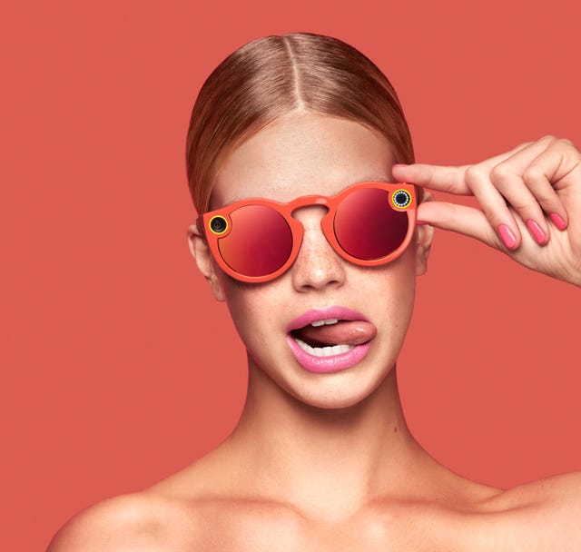 Eyewear, Ear, Vision care, Lip, Skin, Sunglasses, Goggles, Eyelash, Muscle, Nail, 