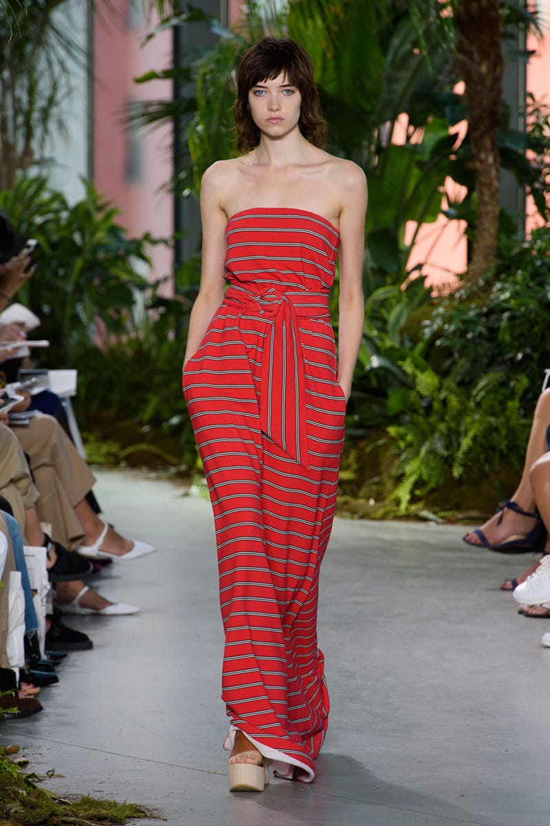 Footwear, Shoulder, Joint, Fashion show, Hat, Fashion model, Style, Summer, Runway, Waist, 