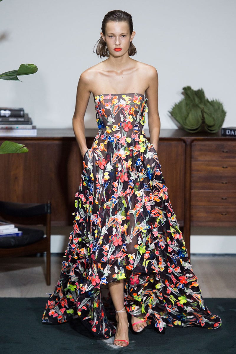 Clothing, Shoulder, Dress, Joint, One-piece garment, Style, Formal wear, Waist, Strapless dress, Chest of drawers, 