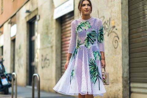 Sleeve, Dress, One-piece garment, Street fashion, Pattern, Day dress, Jewellery, Fashion model, Cocktail dress, Fashion design, 