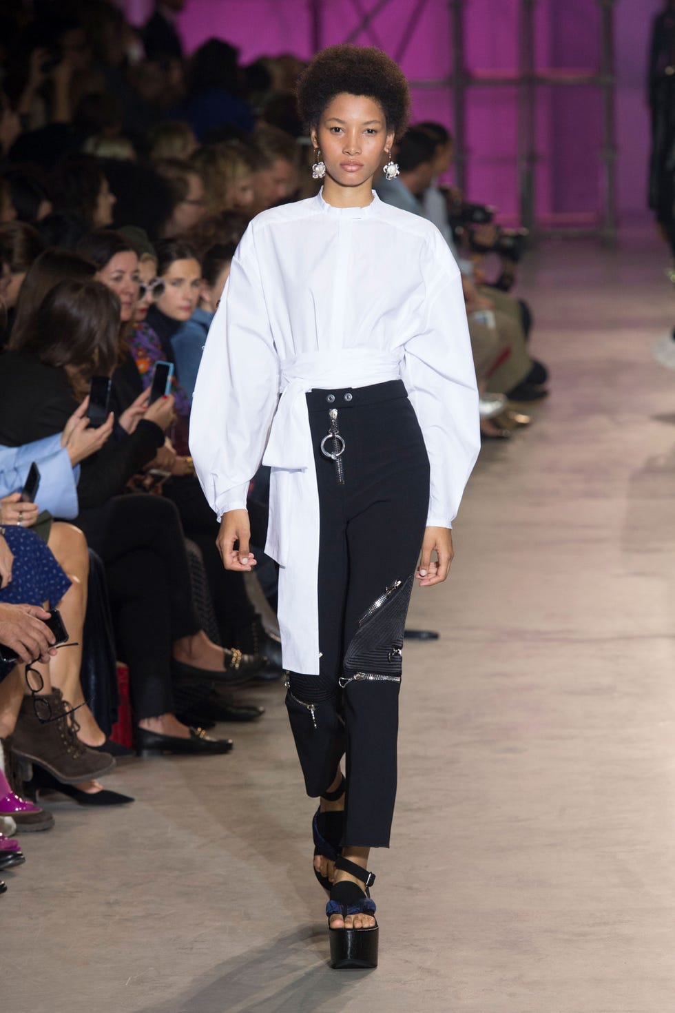 Clothing, Footwear, Fashion show, Shoulder, Runway, Joint, Outerwear, Fashion model, Style, Street fashion, Clothing, Footwear, Fashion show, Shoulder, Runway, Joint, Outerwear, Fashion model, Style, Street fashion,