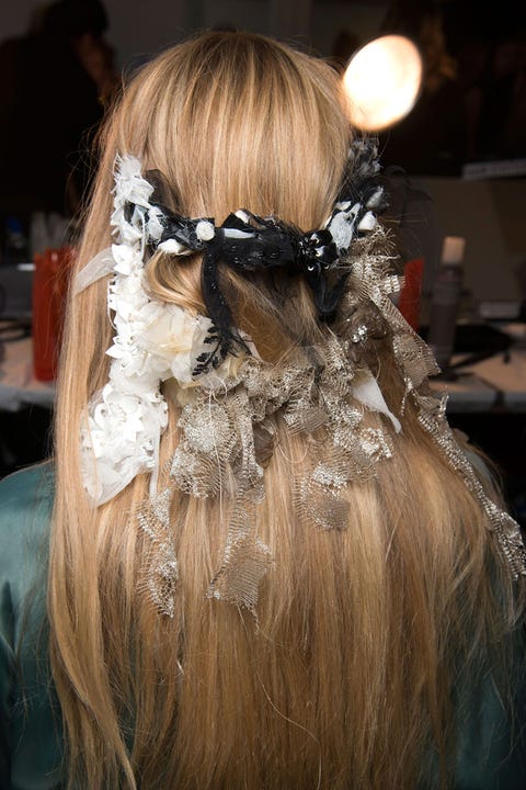 Coolest New Hair Accessories - Best Runway and Red Carpet Headbands and Hair Clips Coolest New Hair Accessories - Best Runway and Red Carpet Headbands and Hair Clips