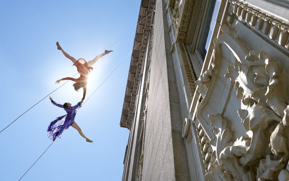 Human leg, Adventure, Sculpture, Extreme sport, Balance, Exercise, Rope, Barechested, Acrobatics, Carving, 