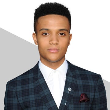 Clothing, Ear, Lip, Dress shirt, Hairstyle, Collar, Sleeve, Chin, Forehead, Eyebrow, 