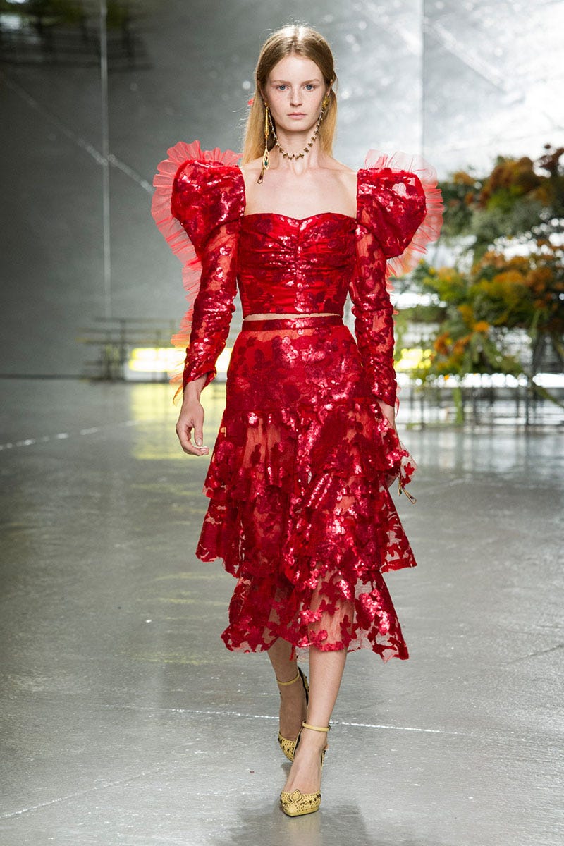 Dress, Red, Human leg, One-piece garment, Fashion model, Waist, High heels, Fashion, Beauty, Model, 