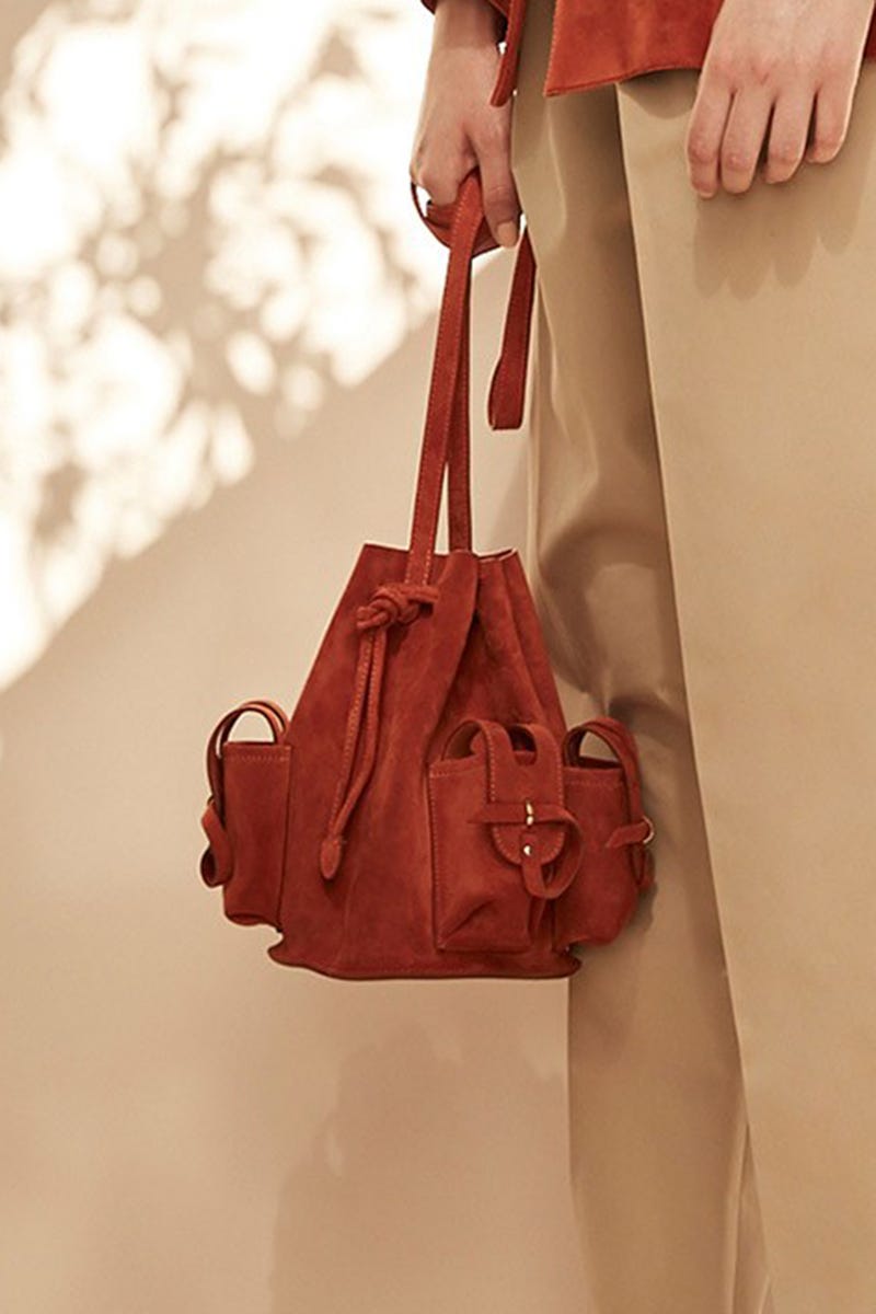 Brown, Bag, Textile, Red, White, Style, Fashion accessory, Shoulder bag, Tan, Luggage and bags, 