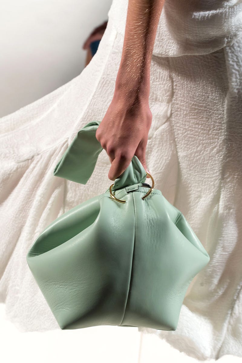 Green, Textile, Dress, Fashion, Satin, Teal, Gown, Bag, Fashion design, Shoulder bag, 