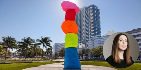 Tower block, Landmark, Colorfulness, Arecales, Sculpture, Tower, Palm tree, Urban design, Condominium, Commercial building, 