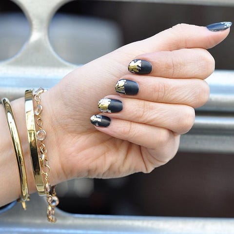 15 Cute Winter Nail Art Ideas - Best Nail Designs For Winter 2016-2017 Gilded French - 15 Cute Winter Nail Art Ideas - Best Nail Designs For Winter 2016-2017
