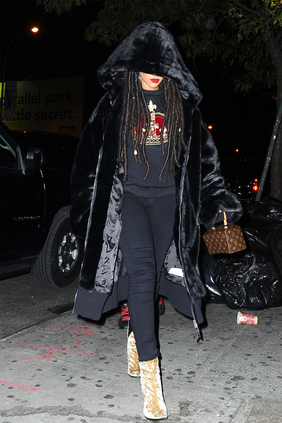 15 Rihanna Coats to Inspire Your Winter Wardrobe - Rihanna's Best ...