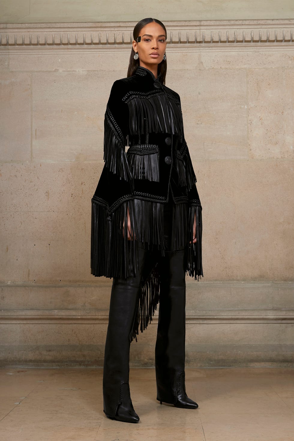 Sleeve, Textile, Standing, Style, Jacket, Leather, Fashion, Black, Fashion model, Street fashion, 