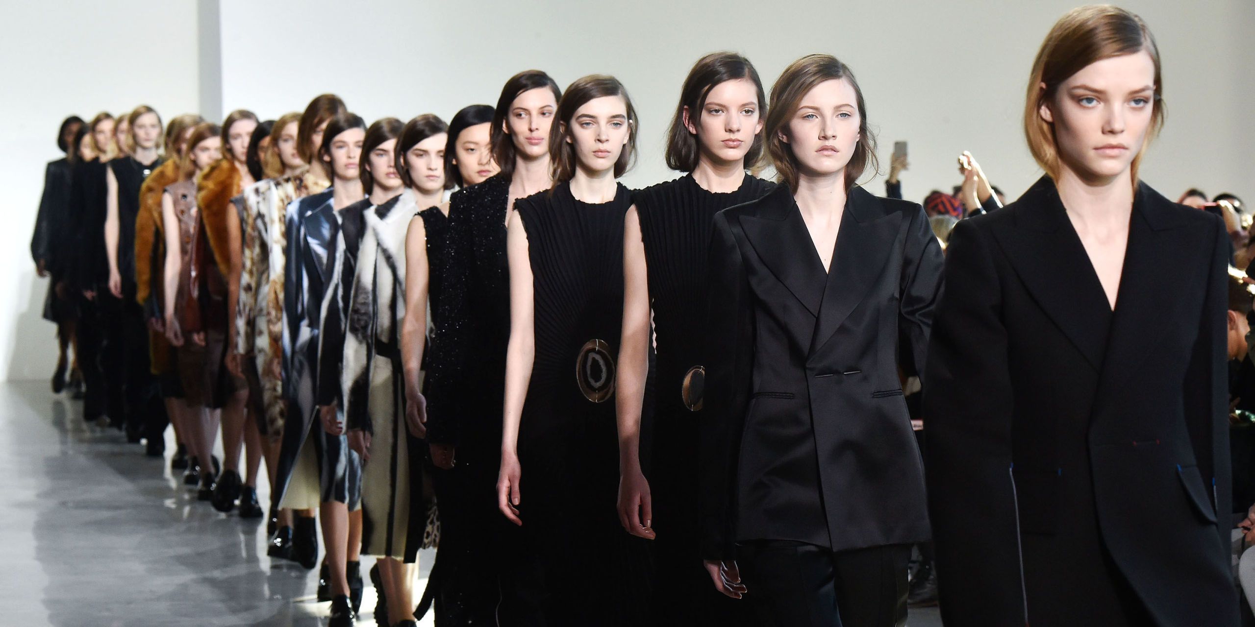 Watch Calvin Klein s Fall 2017 Runway Show Live Calvin Klein