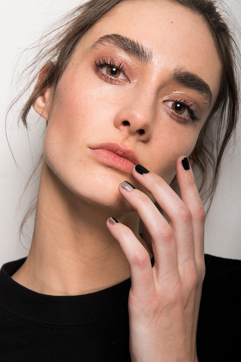 Finger, Lip, Cheek, Brown, Skin, Hairstyle, Eye, Forehead, Eyebrow, Eyelash, 