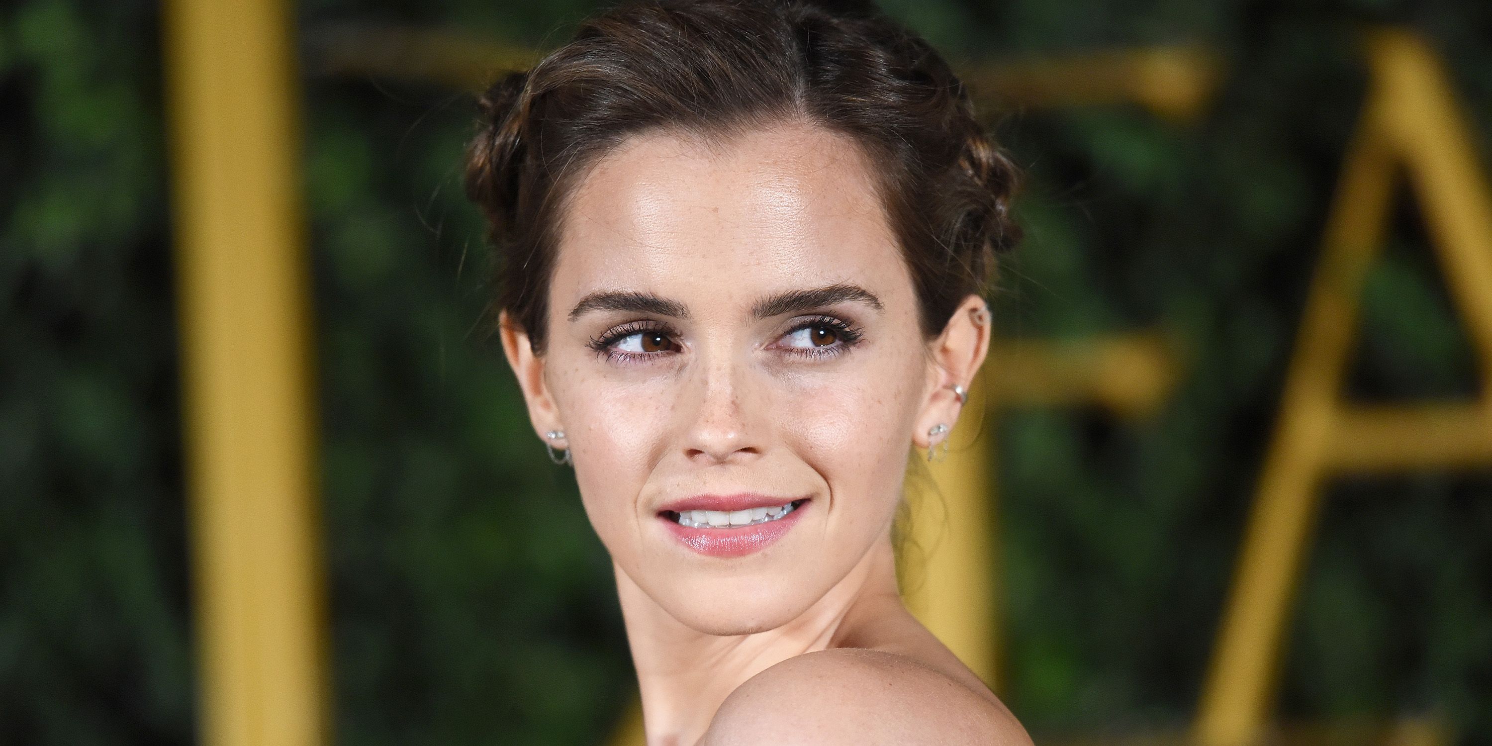 Emma Watson Wears Light Blue Cinderella Dress At Beauty And The Beast Premiere Emma Watson Wears Emilia Wickstead To Beauty And The Beast Premiere