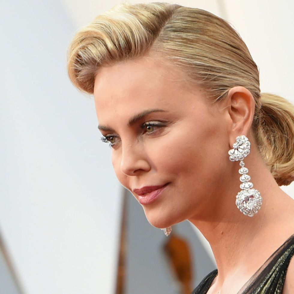 Twitter Is Going Crazy Over Charlize Theron s Earrings at the Oscars