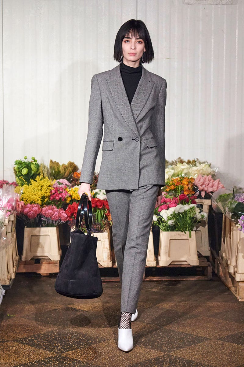 Outerwear, Collar, Coat, Formal wear, Style, Blazer, Suit, Petal, Bouquet, Suit trousers, 