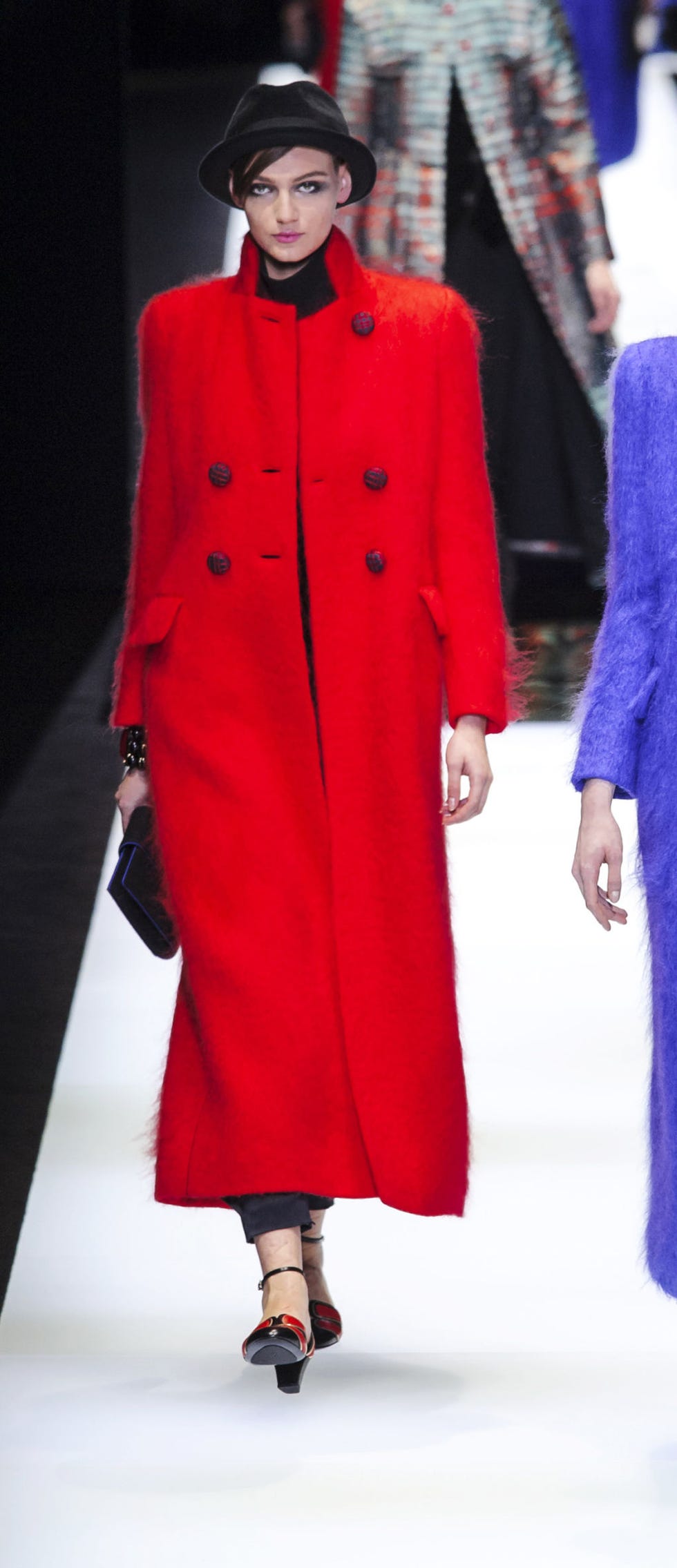 Clothing, Sleeve, Coat, Textile, Collar, Red, Outerwear, Style, Overcoat, Formal wear, 