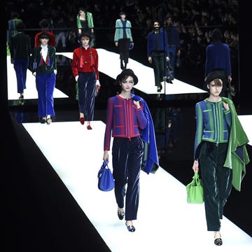 Standing, Style, Fashion, Pedestrian, Fashion design, Animation, Costume design, Illustration, Shadow, Walking, 