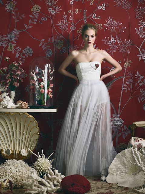 Gown, Dress, Clothing, Wedding dress, Bridal party dress, Bridal clothing, Bride, Fashion, Haute couture, Shoulder, 
