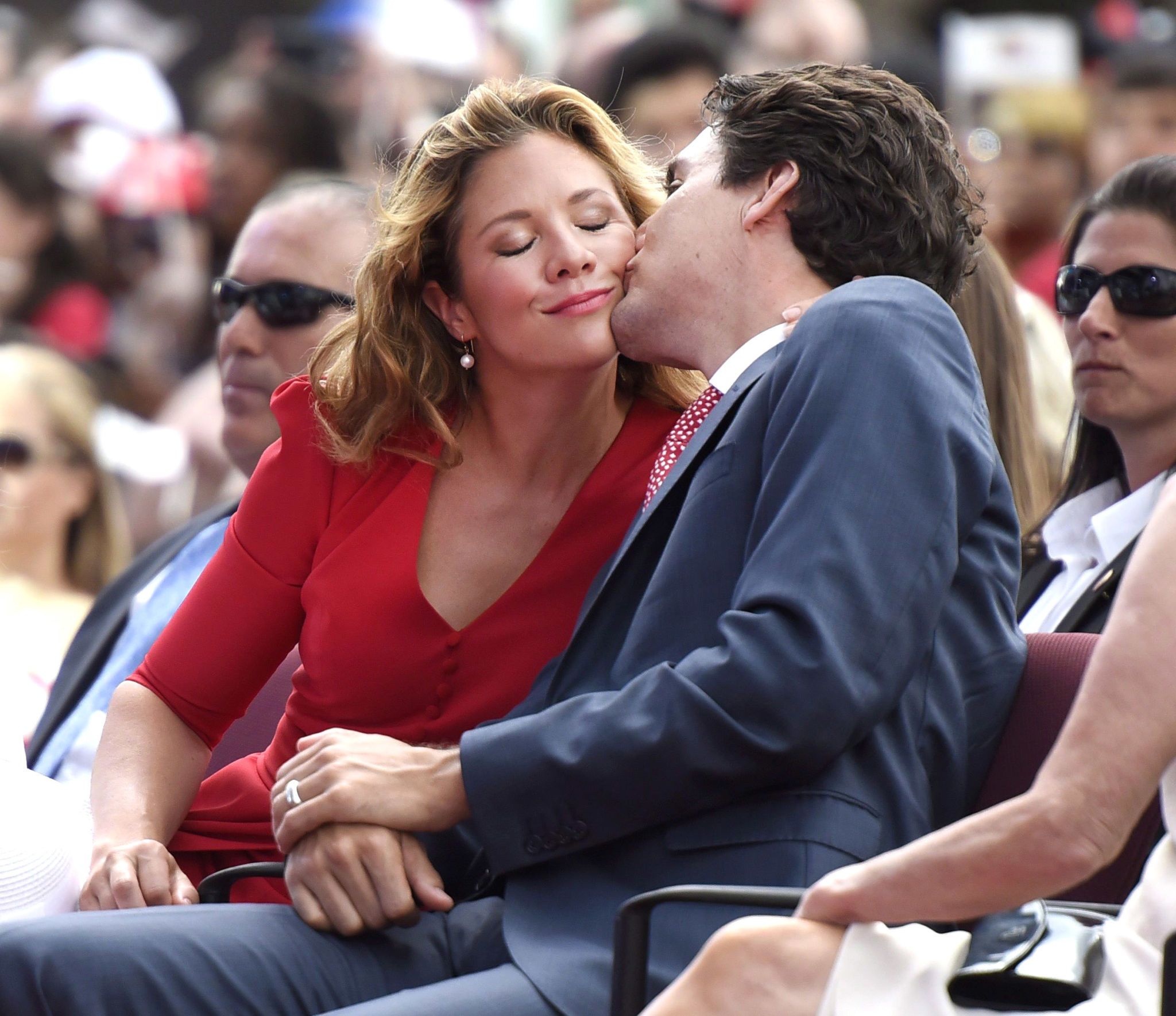 19 Cute Justin Trudeau And Sophie Gregoire Photos - Who Is Justin ...