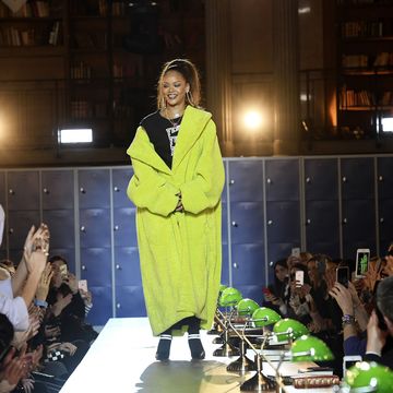 Fashion, Green, Yellow, Event, Fashion show, Runway, Fashion design, Adaptation, Night, Haute couture, 