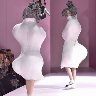 Craziest Runway Looks at Fashion Week Fall 2017 - Impractical Runway ...