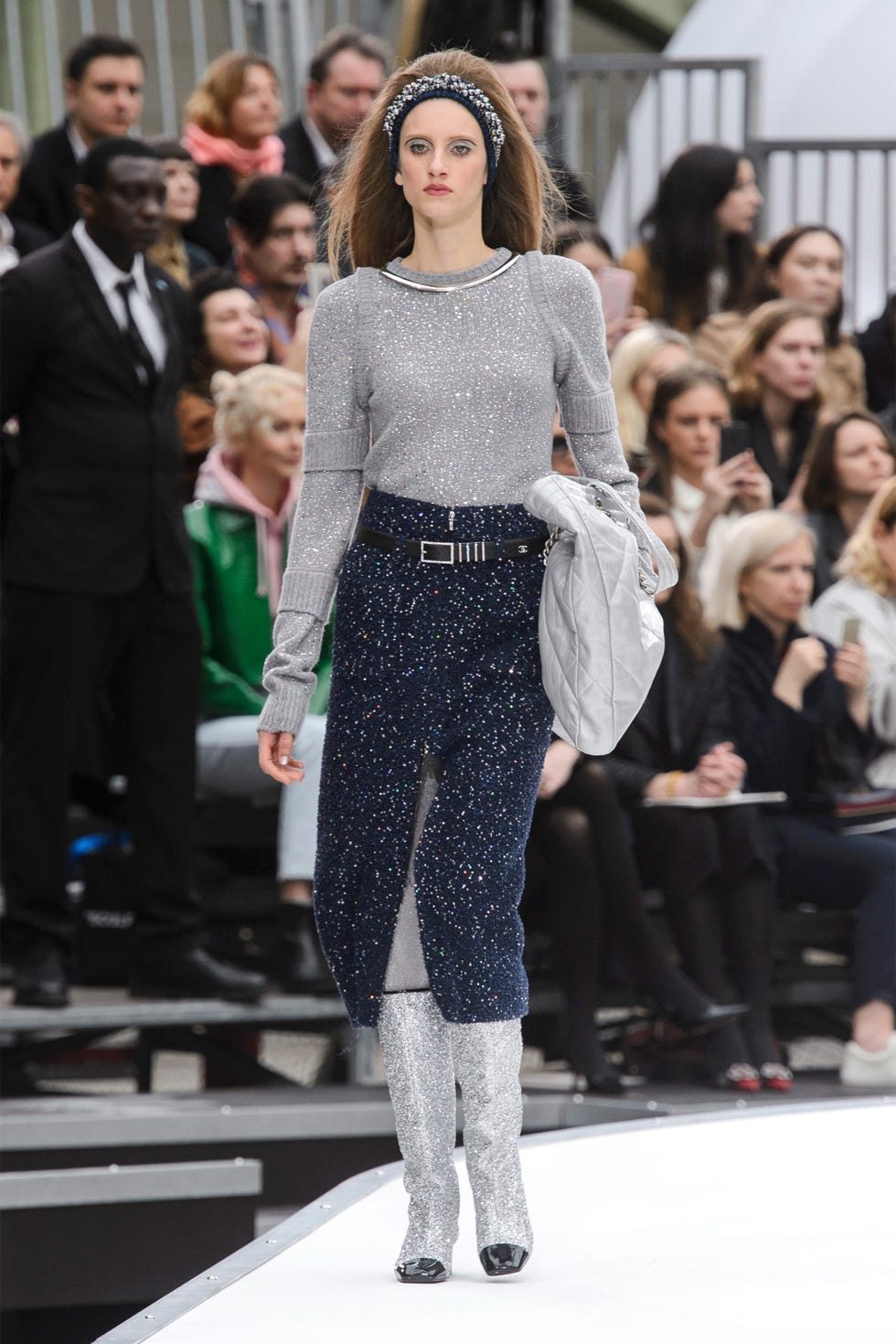 Fashion, Fashion show, Fashion model, Runway, Clothing, Street fashion, Haute couture, Event, Public event, Footwear, Fashion, Fashion show, Fashion model, Runway, Clothing, Street fashion, Haute couture, Event, Public event, Footwear,
