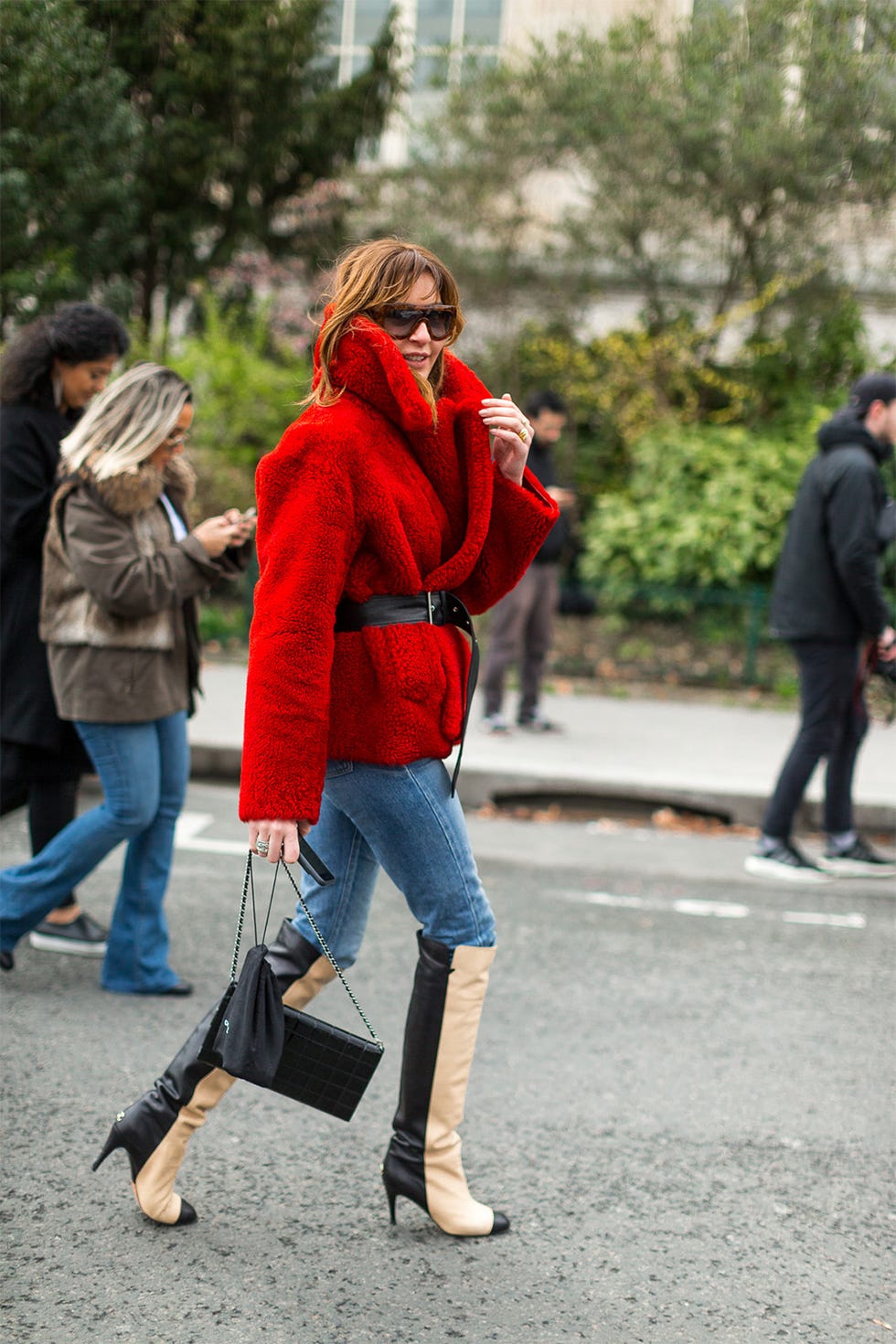 Clothing, Footwear, Leg, Trousers, Jeans, Denim, Textile, Coat, Photograph, Outerwear, 