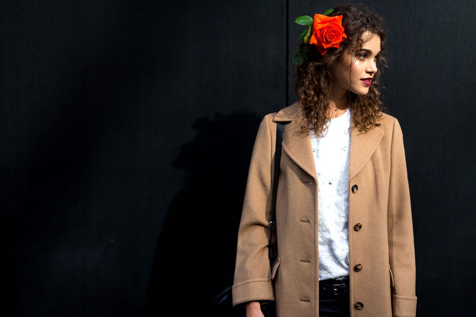 Fashion, Fashion design, Performance, Outerwear, Fashion model, Jacket, Performing arts, Model, Coat, Street fashion, 