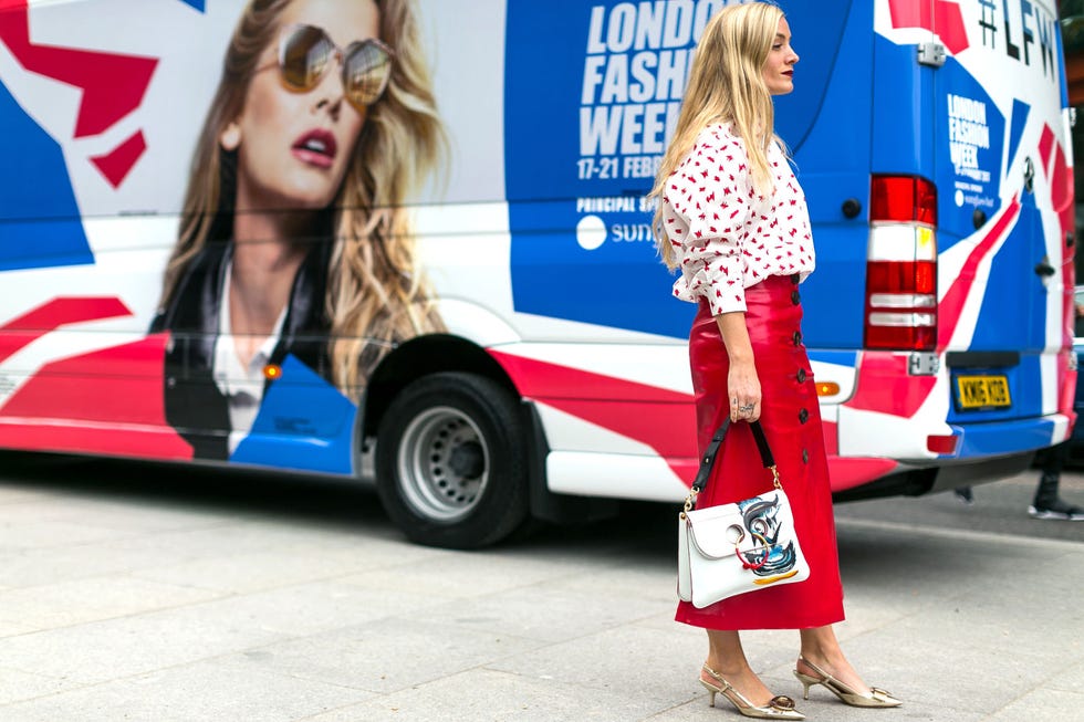 Eyewear, Vision care, Sunglasses, Street fashion, Advertising, Blond, Slipper, Service, Foot, Bag, 