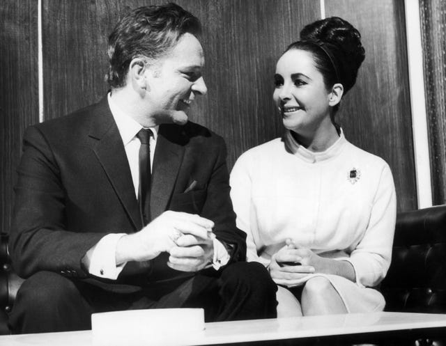 Elizabeth Taylor And Richard Burton S Relationship Photos Of Elizabeth Taylor And Richard