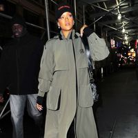 Rihanna's Best Street Style - Rihanna's Best Looks