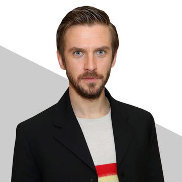 Facial hair, Lip, Cheek, Hairstyle, Collar, Skin, Chin, Forehead, Eyebrow, Coat, 