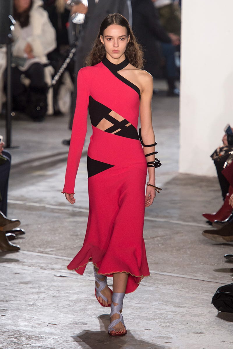 Footwear, Fashion show, Shoulder, Joint, Outerwear, Dress, Runway, Style, Fashion model, Hat, 