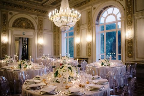 Wedding banquet, Photograph, Function hall, Decoration, Room, Centrepiece, Restaurant, Interior design, Ballroom, Building, 